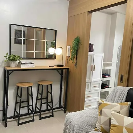 Staycation In Pasay Near Moa